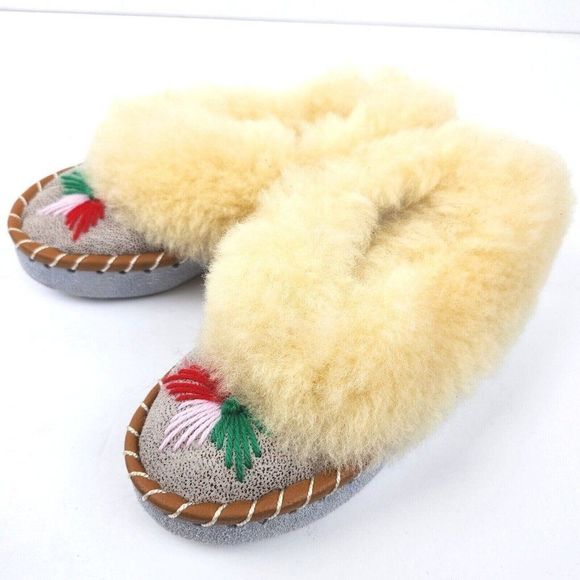 NEW Genuine Handmade Sheepskin Moccasin Slippers Kids sz 12-13 Girls 5 Years Old
